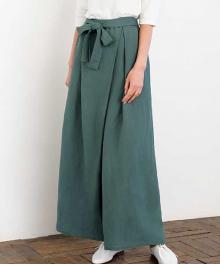 BT201 ベルトつきタックワイドパンツ