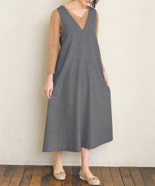 BT306 Vネックのジャンパースカート