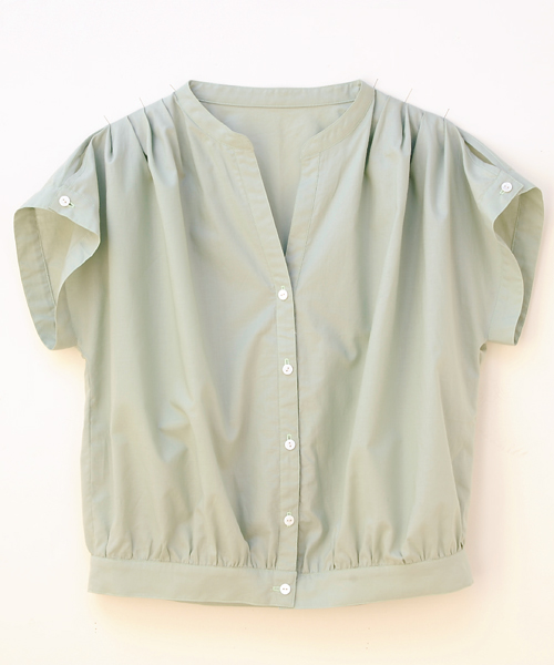 SS014 肩タックブラウス