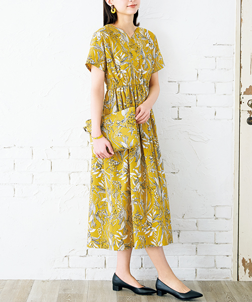 BT259 ウエストゴムのVネックワンピース&クラッチバッグ