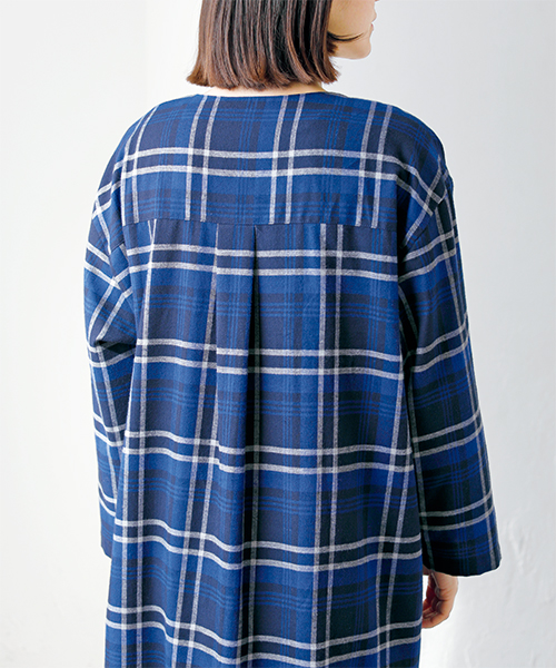 BT454 ヘンリーネック風ワンピ