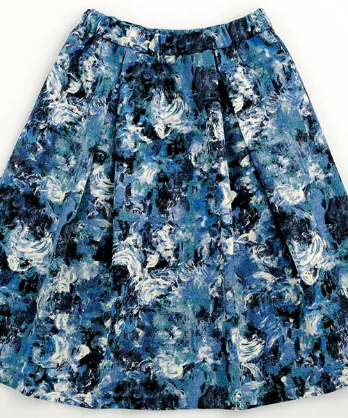 BT548 ラウンドネックブラウス&タックスカート