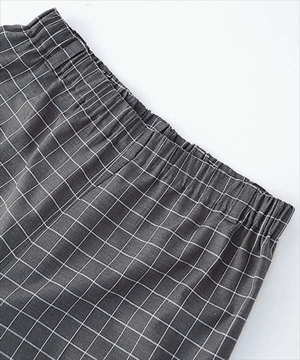 BT608 センタープリーツパンツ