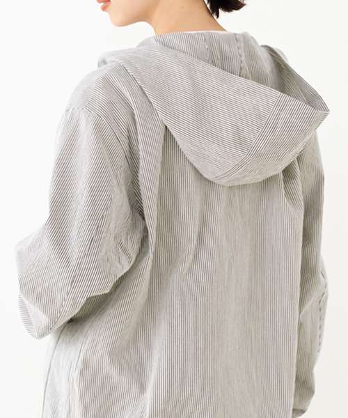 BT628 フード付きブルゾン